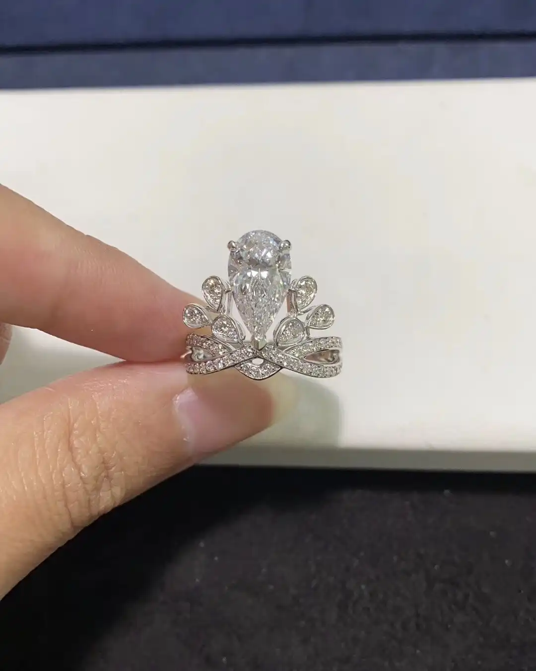 满钻手镯定制图片展示
