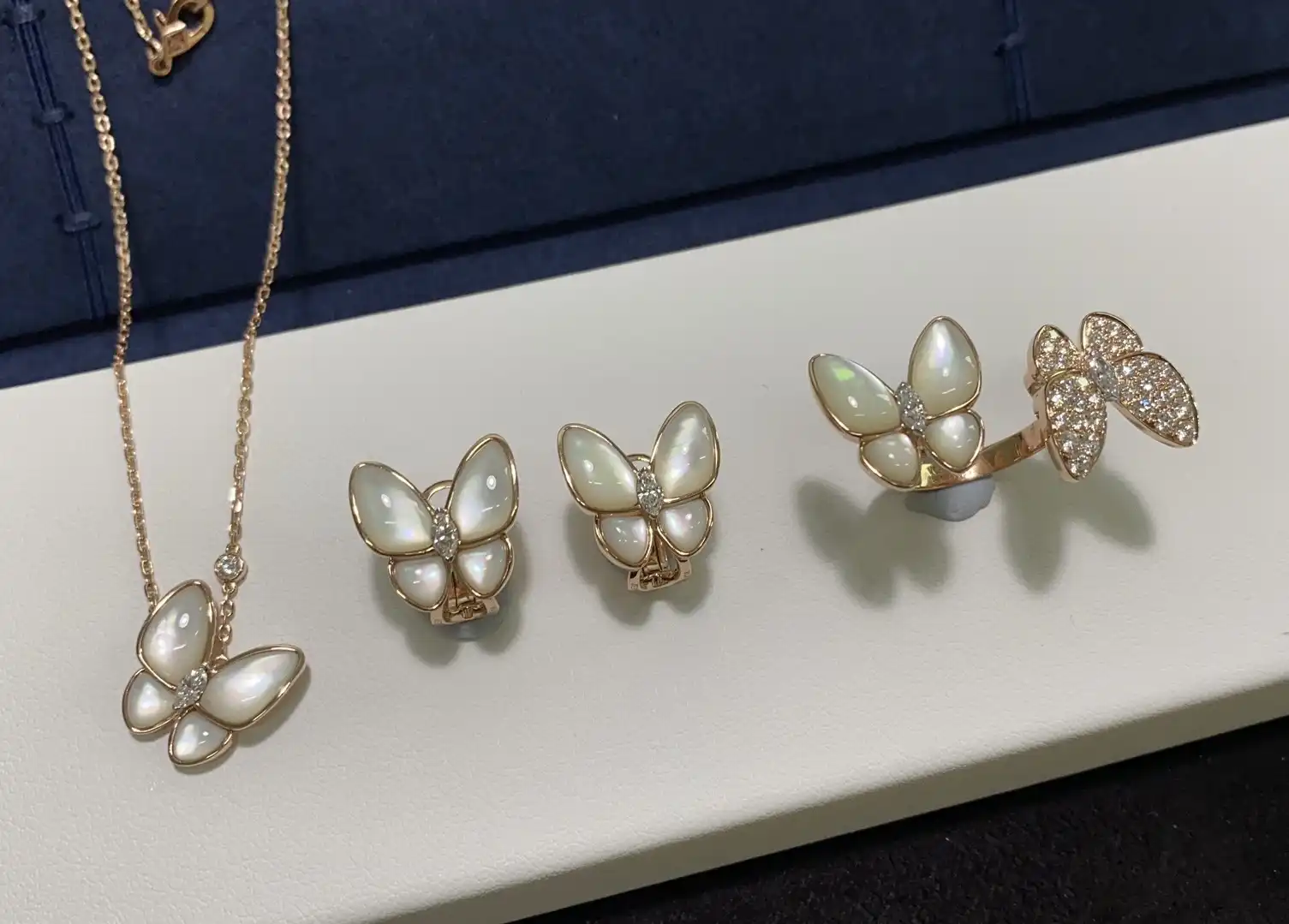 满钻手镯定制图片展示