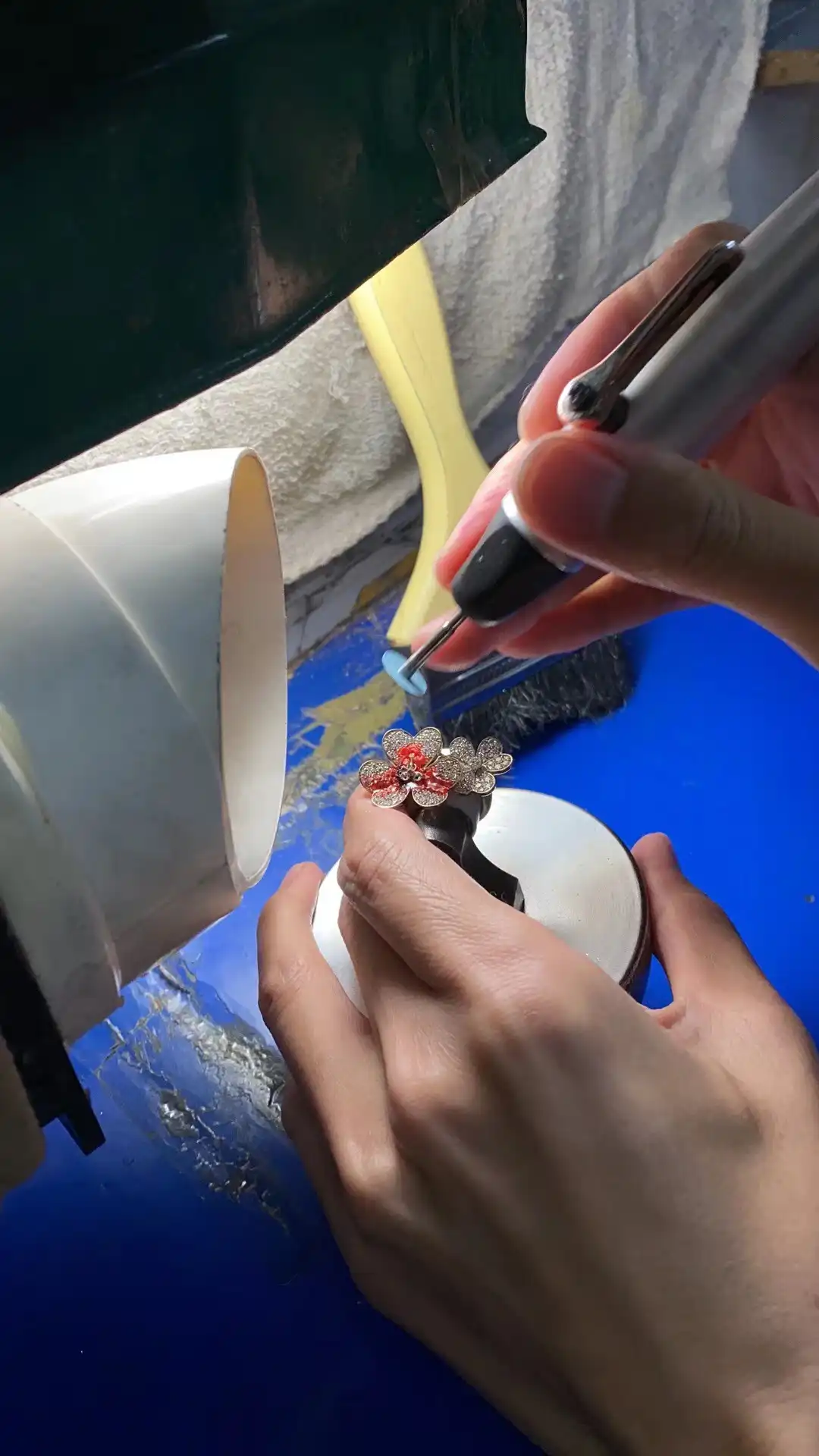 满钻手镯定制图片展示