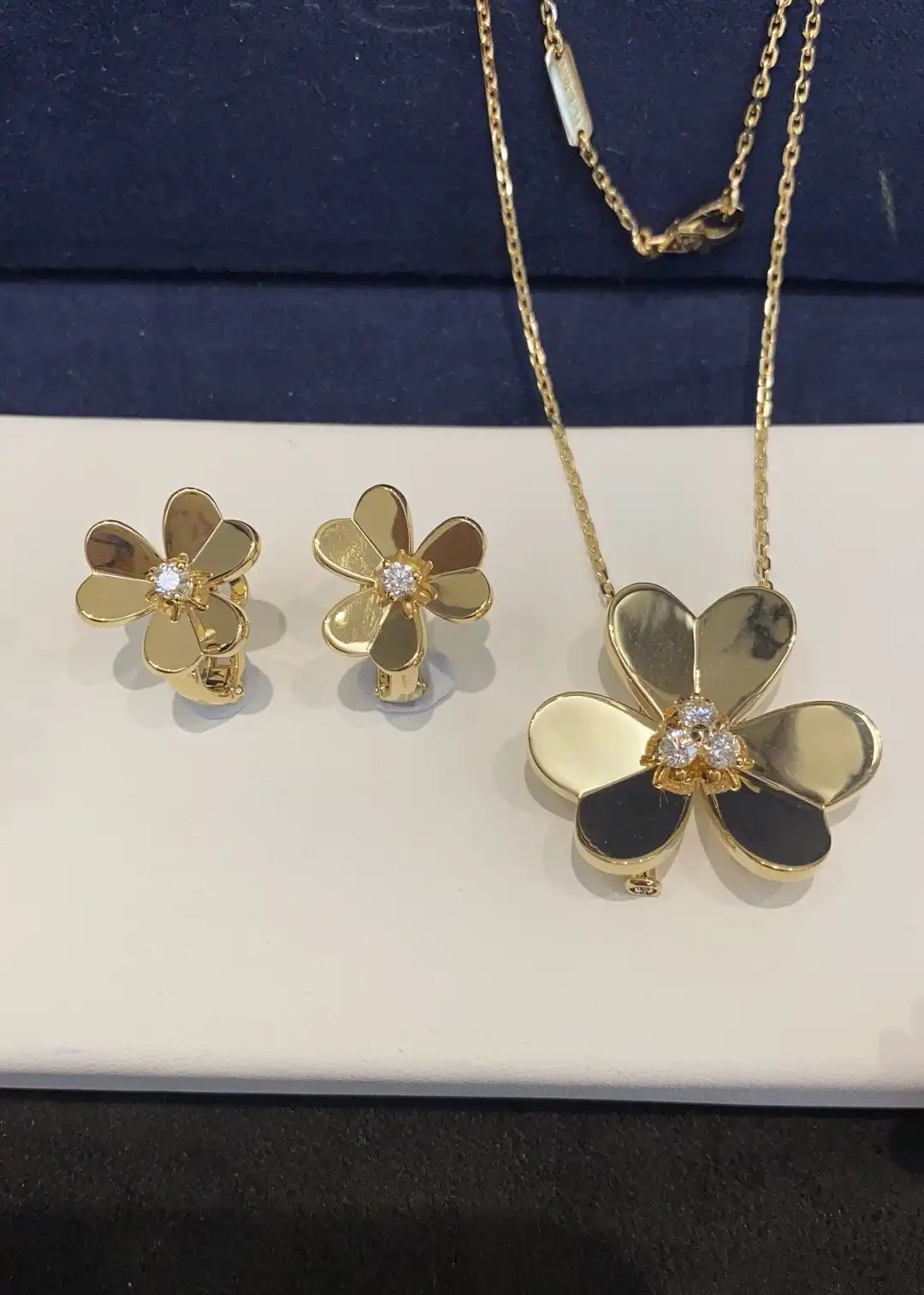 满钻手镯定制图片展示