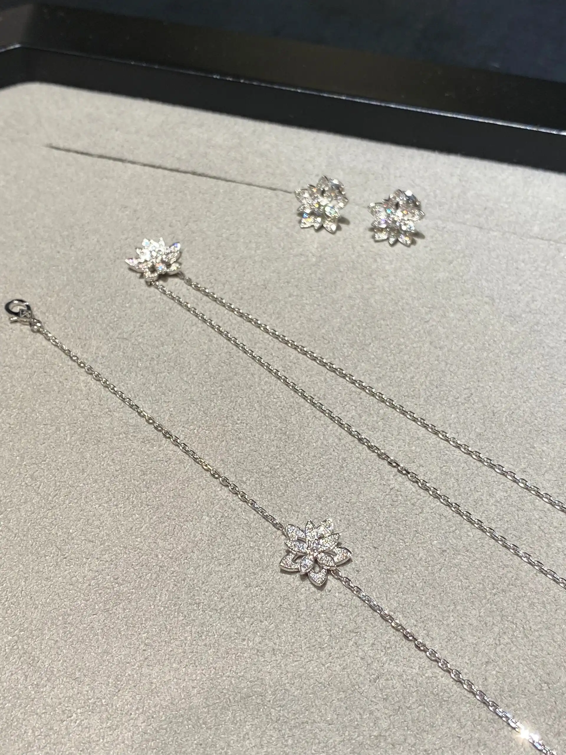 满钻手镯定制图片展示