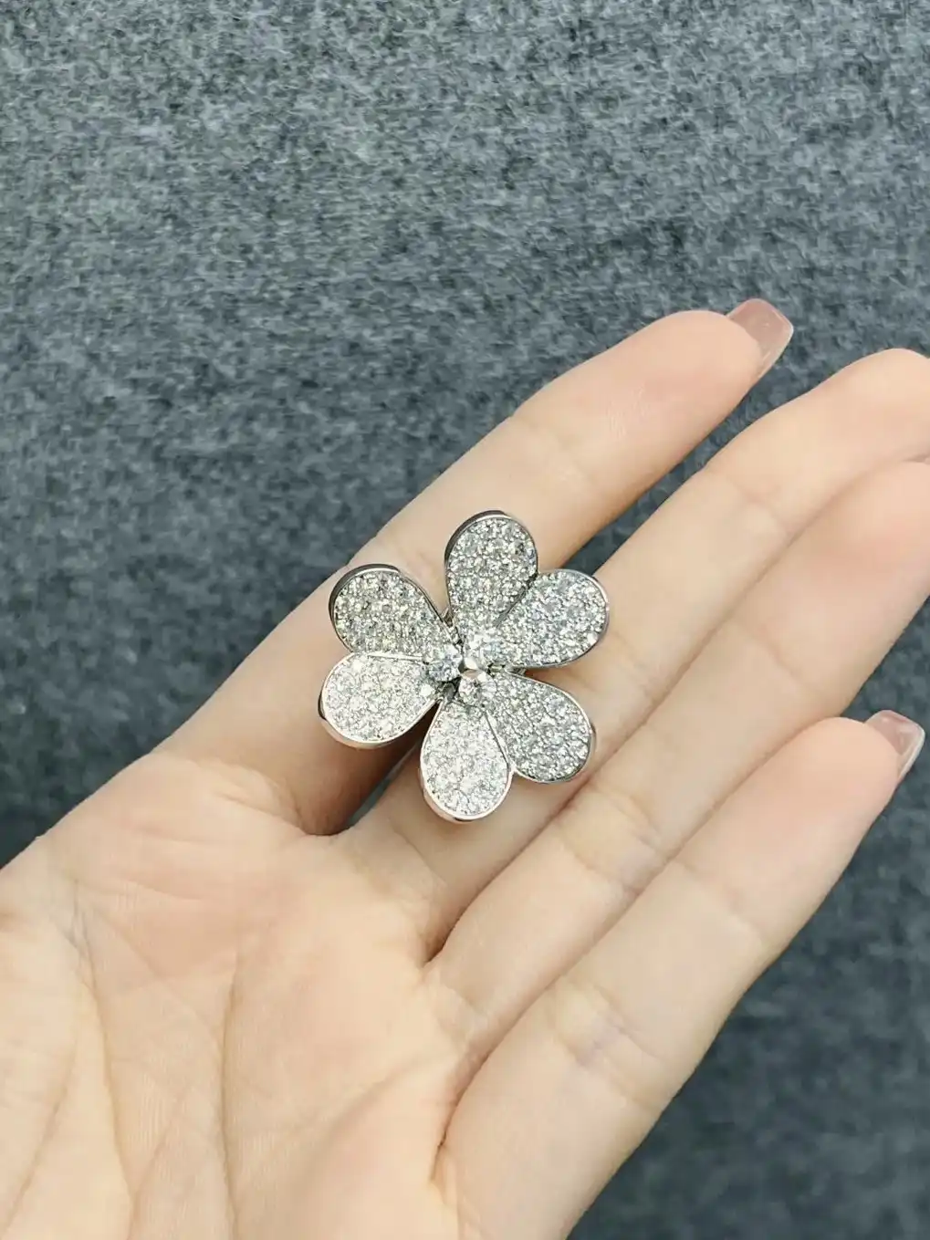 满钻手镯定制图片展示