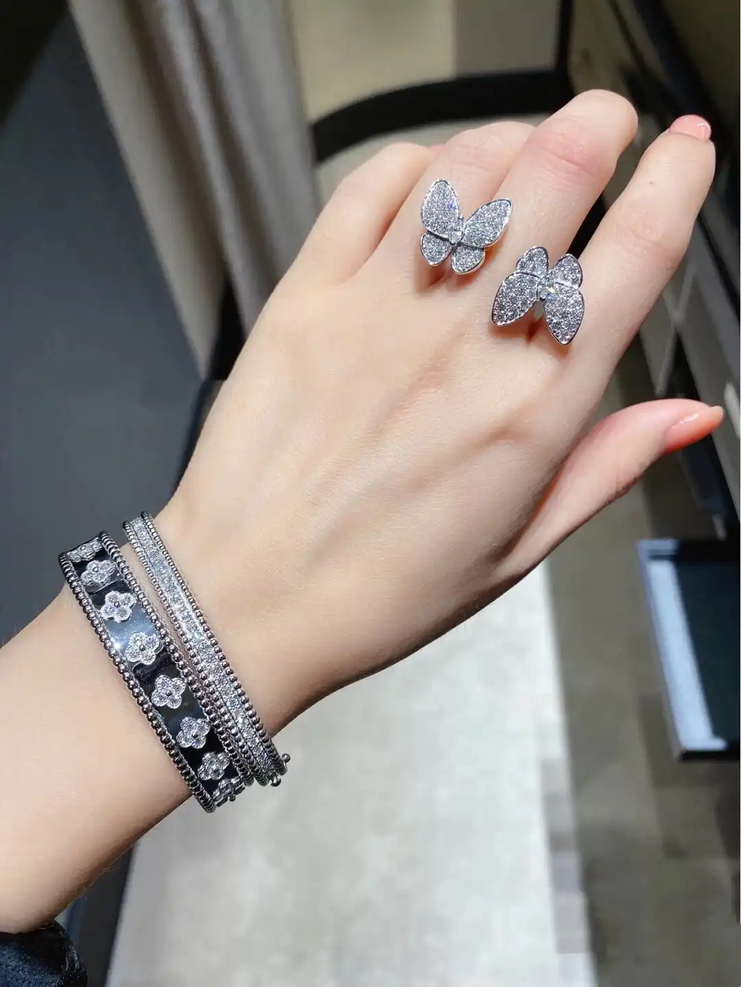 满钻手镯定制图片展示