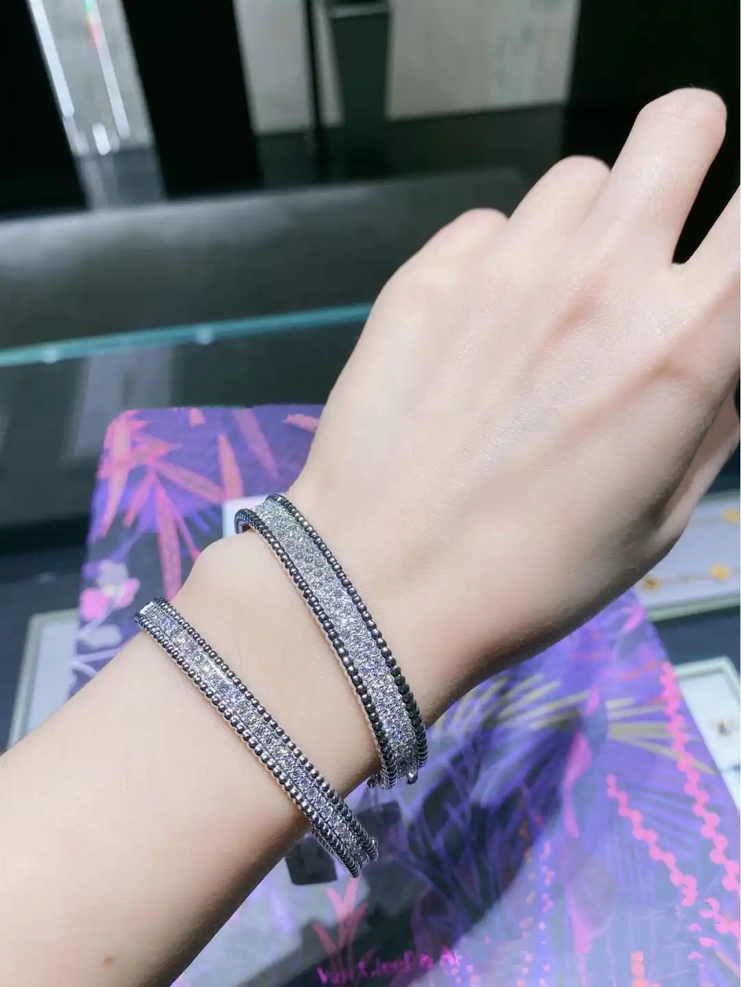 满钻手镯定制图片展示