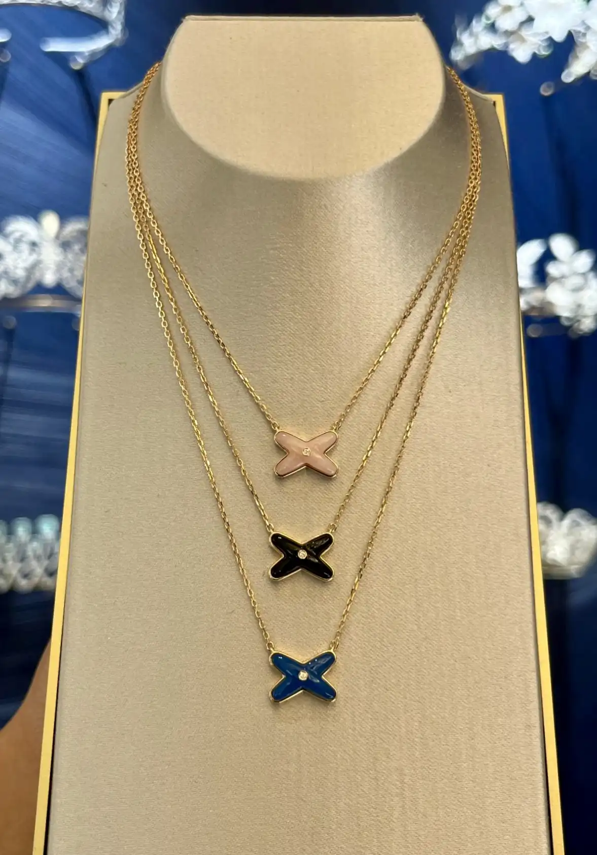 满钻手镯定制图片展示