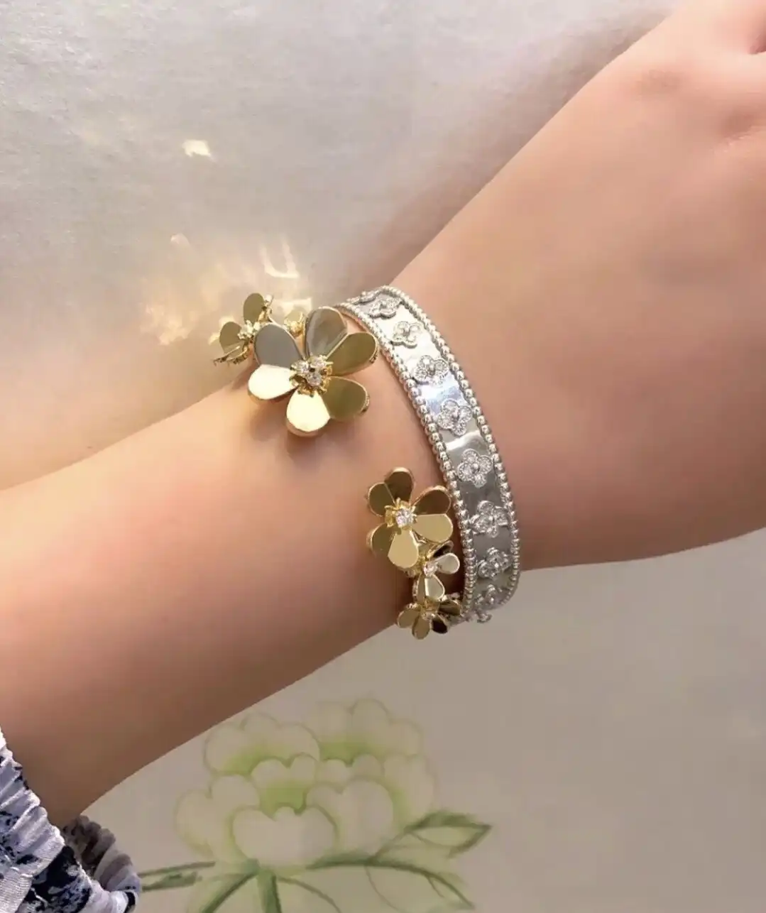 满钻手镯定制图片展示
