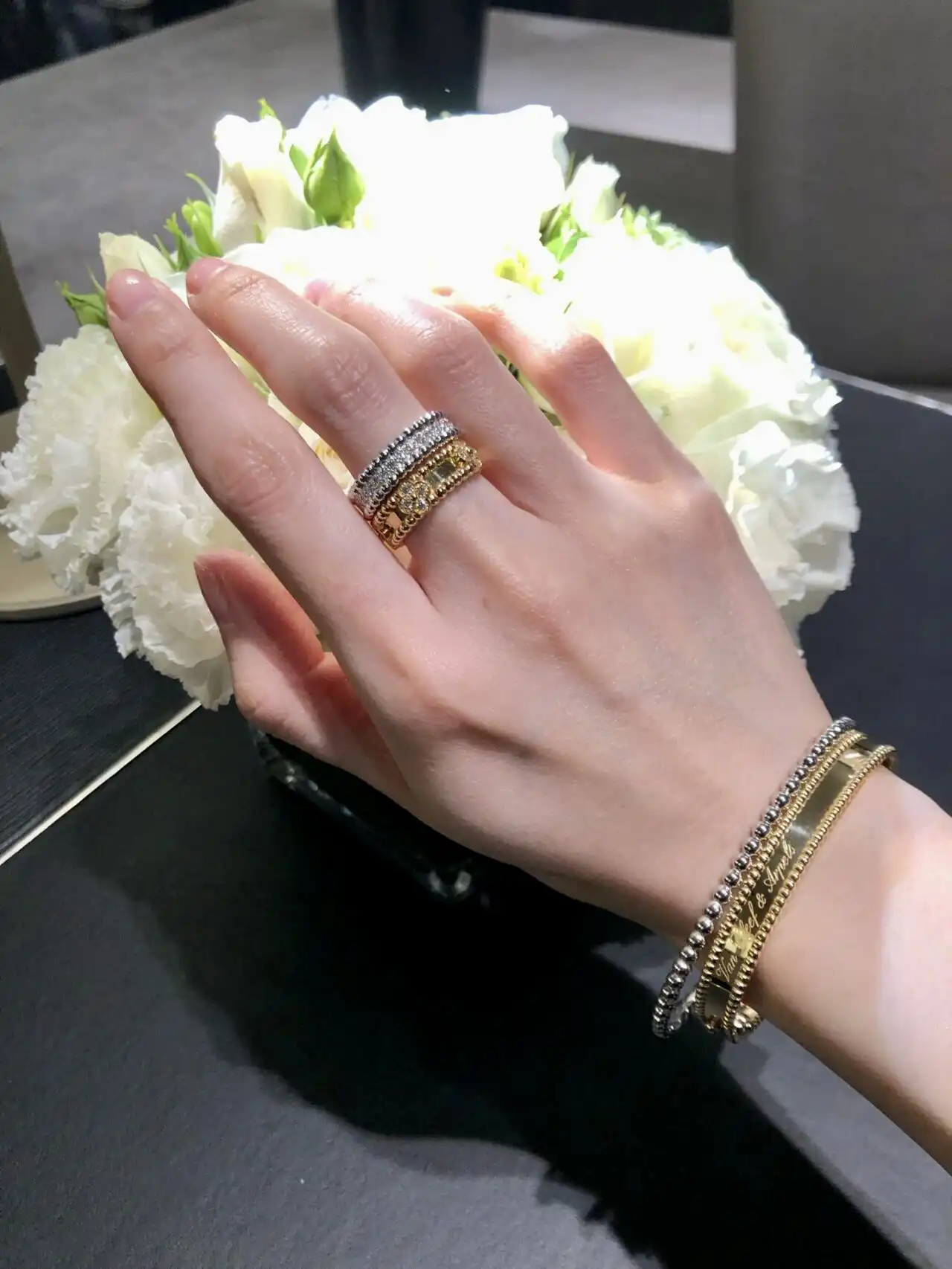 满钻手镯定制图片展示