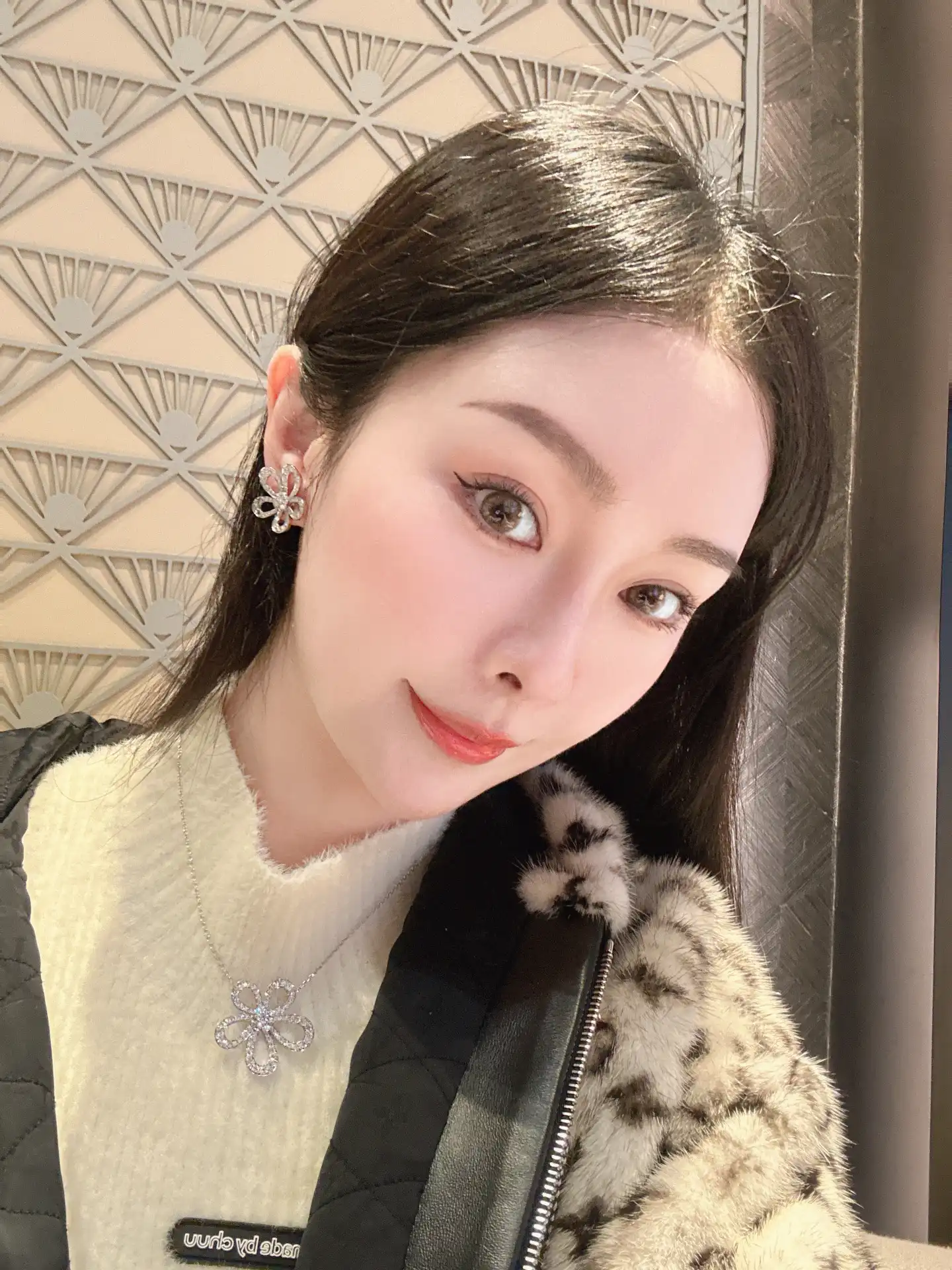 满钻手镯定制图片展示